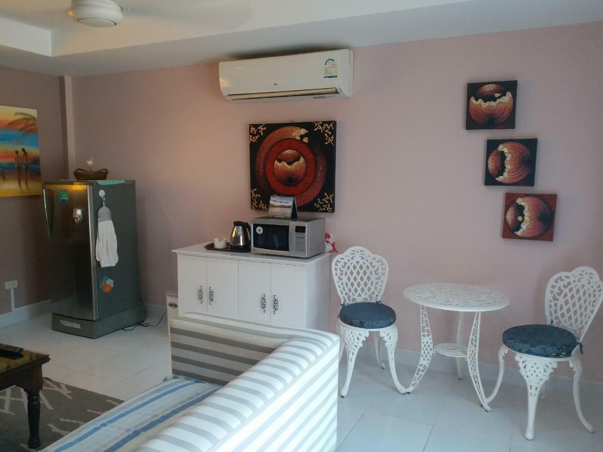 Residence Chez Nous Phuket Rawai Zewnętrze zdjęcie